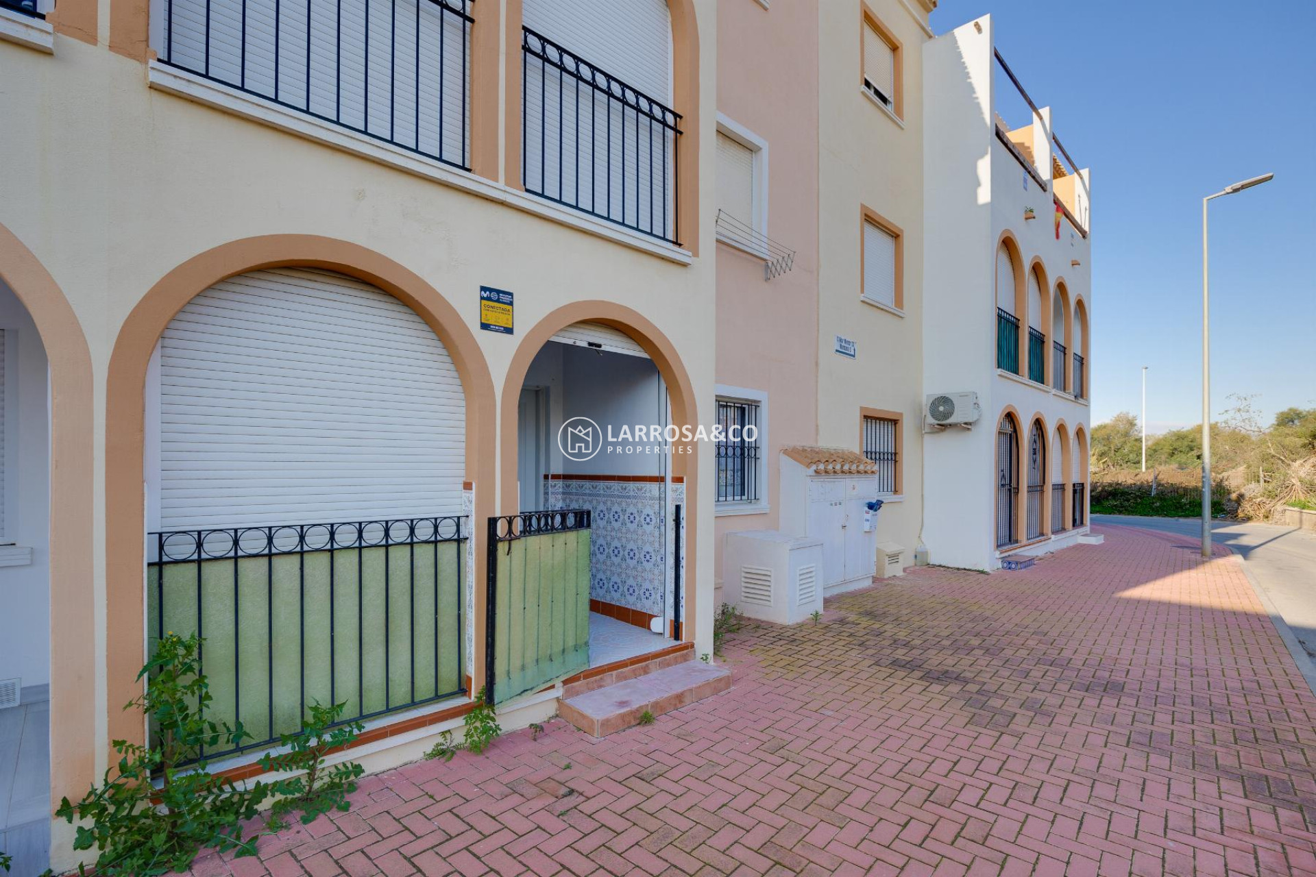 Resale - Bungalow - Torrevieja - Playa de los Naufragos