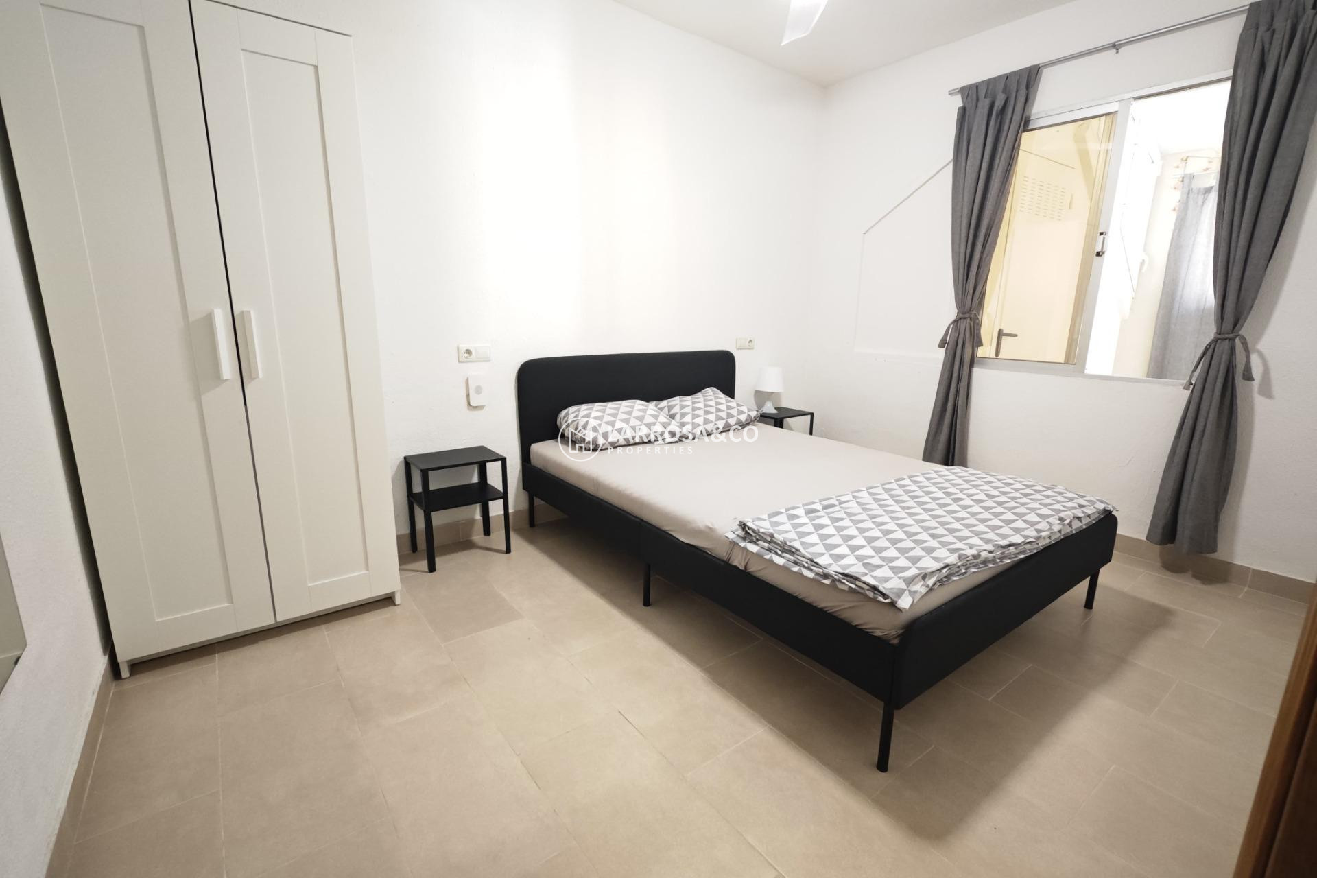 Resale - Bungalow - Torrevieja - Playa del cura