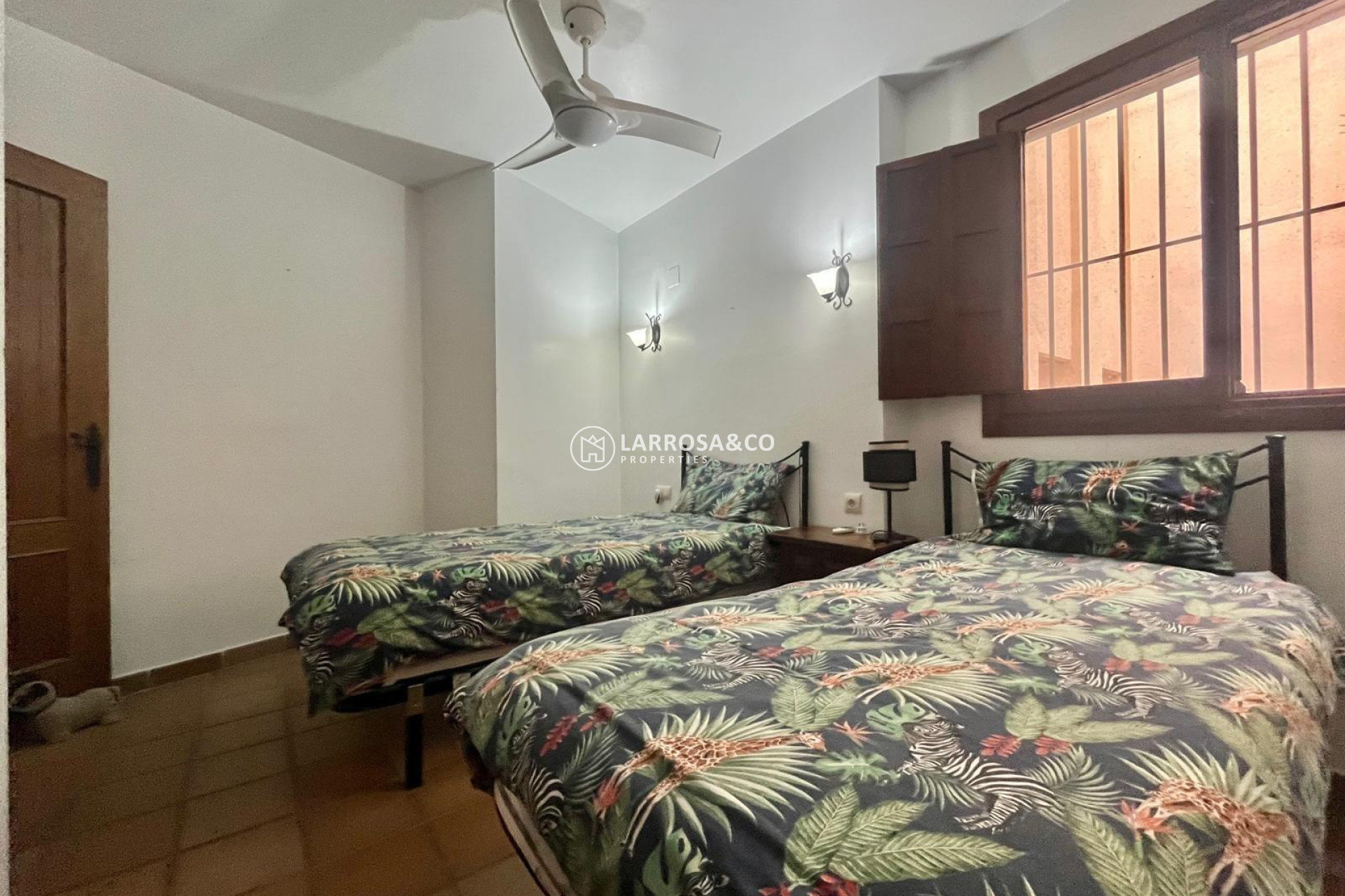 Resale - Bungalow - Torrevieja - Punta Prima