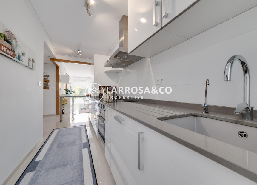 Resale - Bungalow - Torrevieja - Sector 25