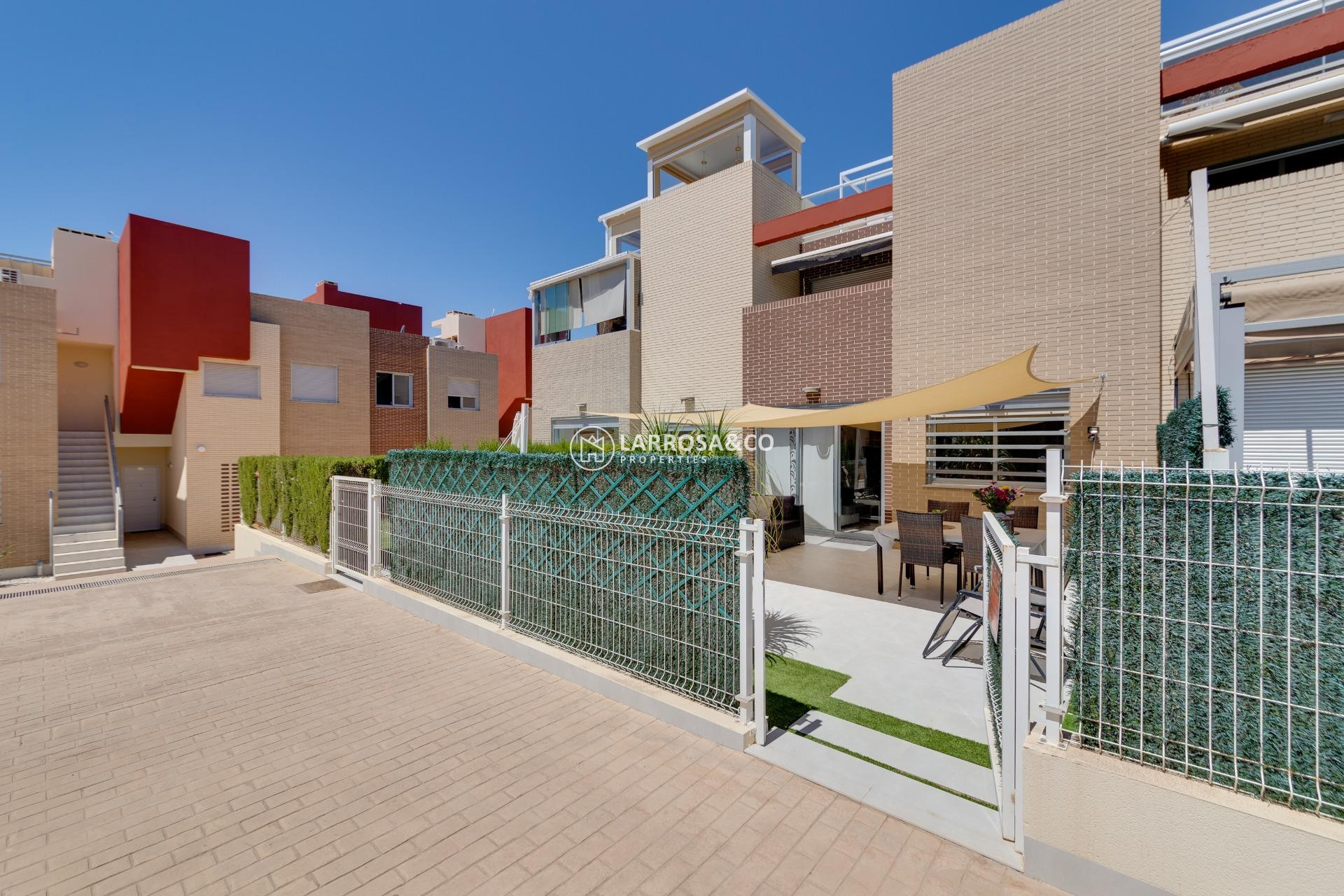 Resale - Bungalow - Torrevieja - Sector 25