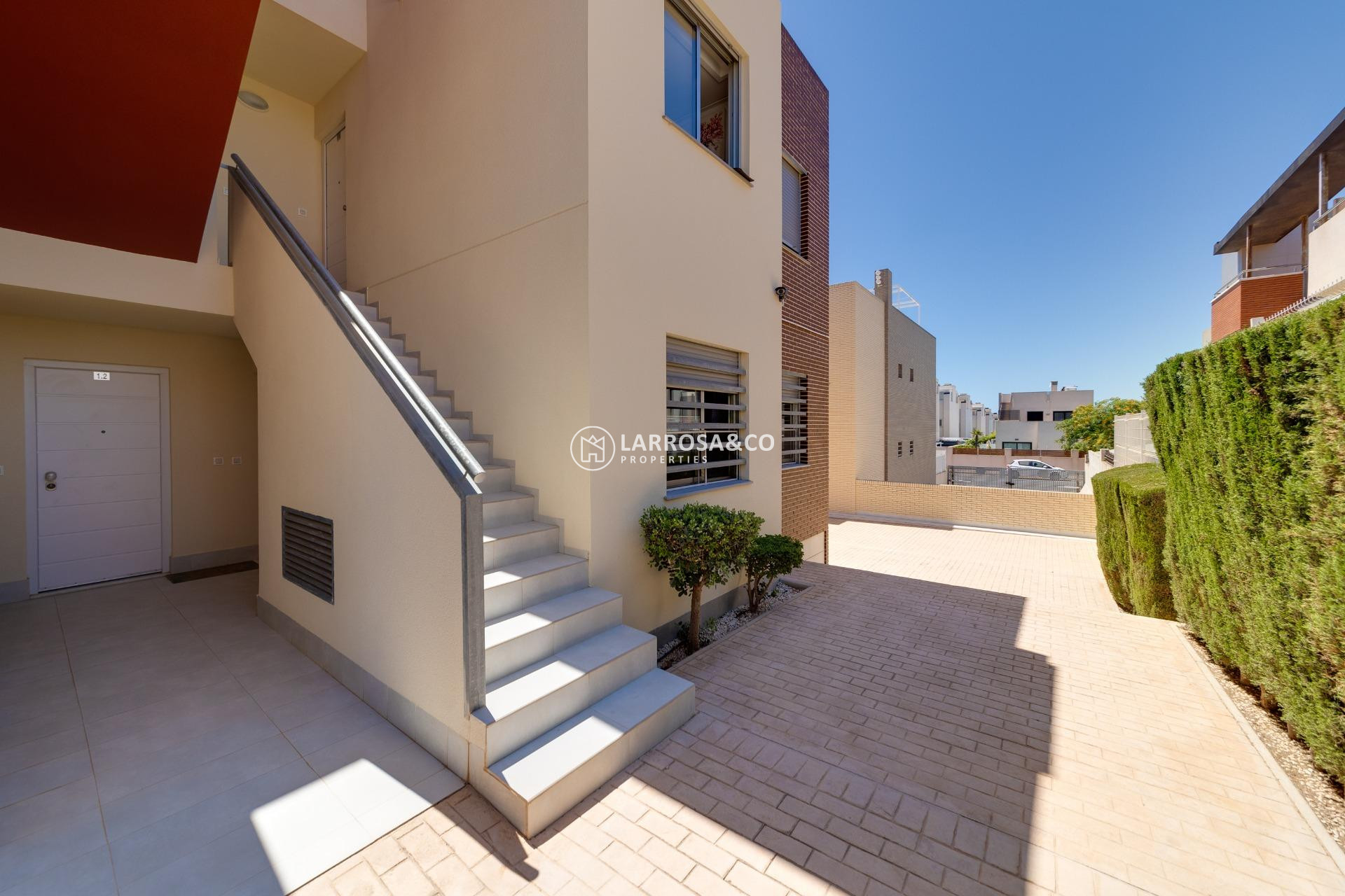 Resale - Bungalow - Torrevieja - Sector 25