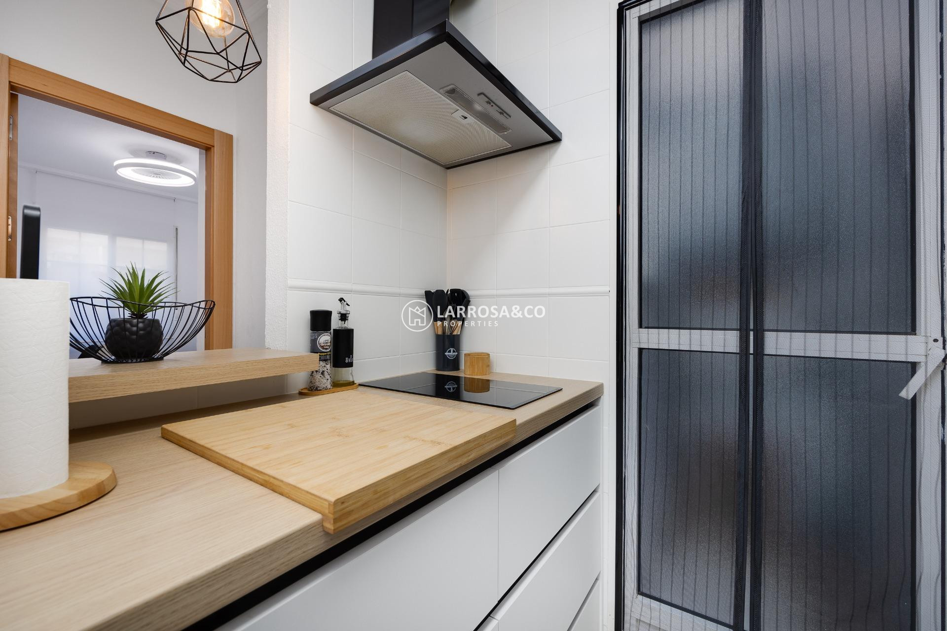 Resale - Bungalow - Torrevieja - Torreblanca