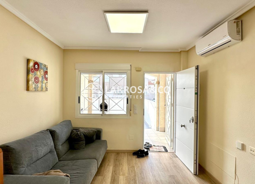 Resale - Bungalow - Torrevieja - Torreblanca