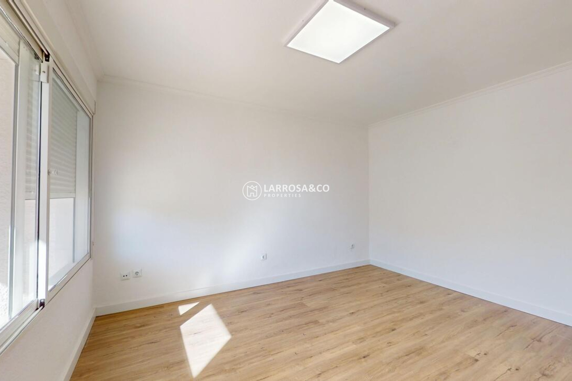 Resale - Bungalow - Villamartín - Costa Blanca