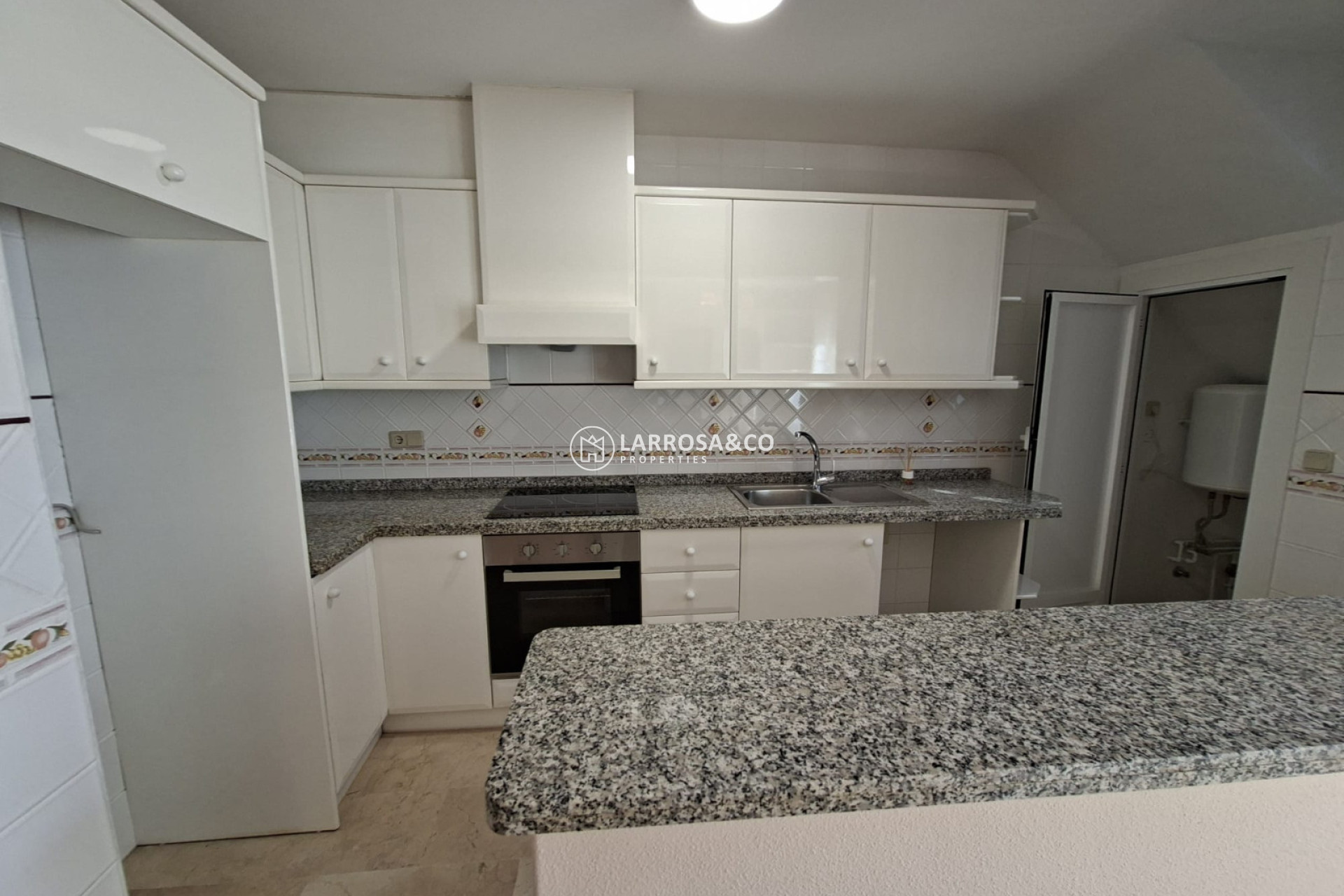 Resale - Bungalow - Villamartín - Costa Blanca