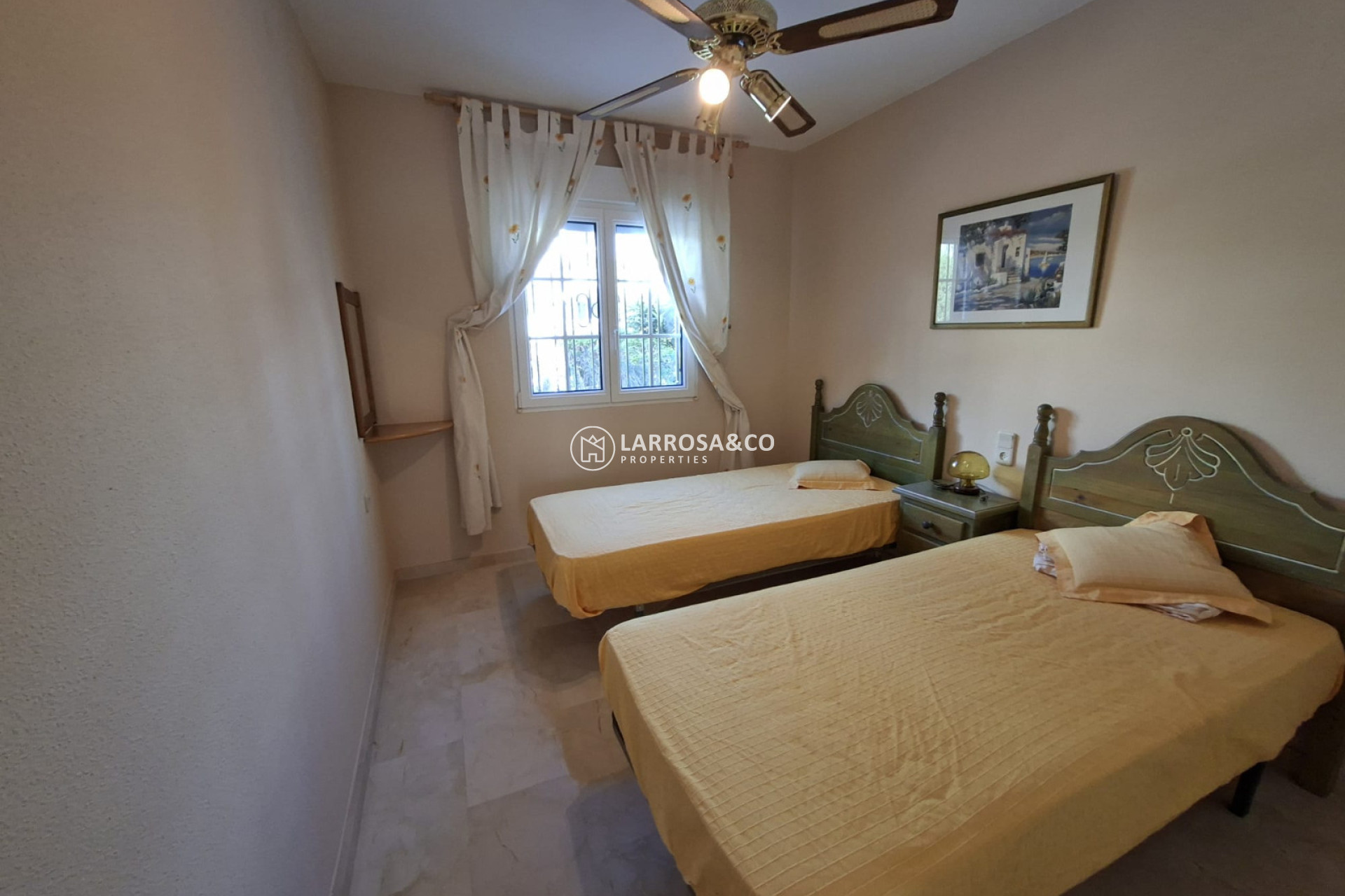 Resale - Bungalow - Villamartín - Costa Blanca