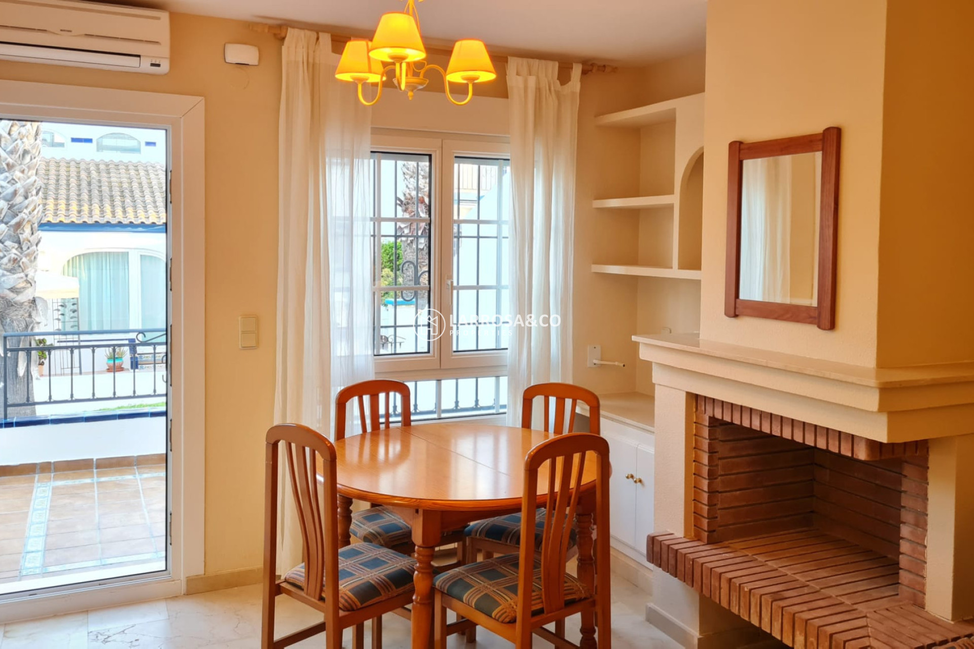 Resale - Bungalow - Villamartín - Costa Blanca