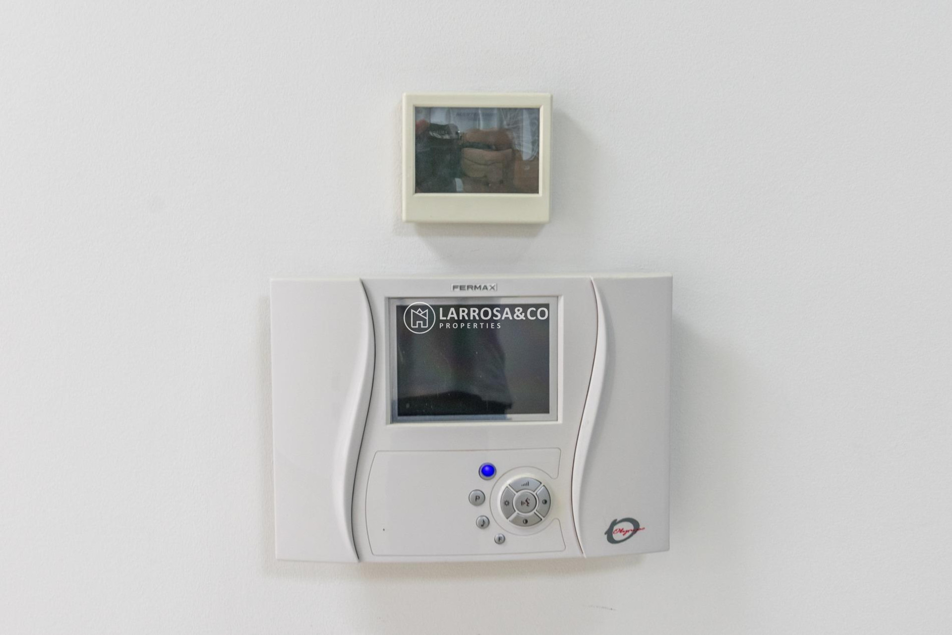 Resale - Commercial space - Almoradí - Centro urbano 2