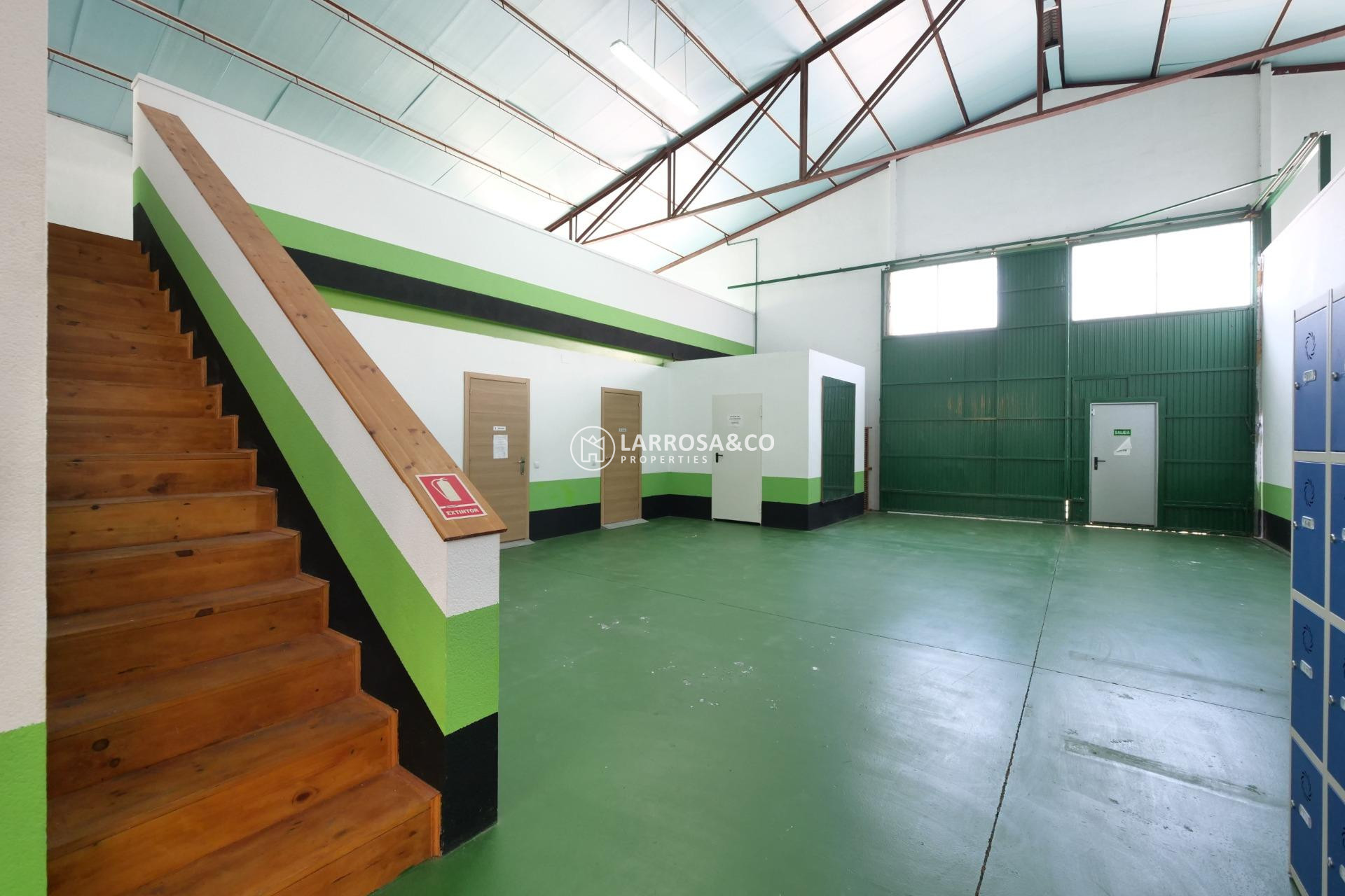 Resale - Commercial space - Almoradí