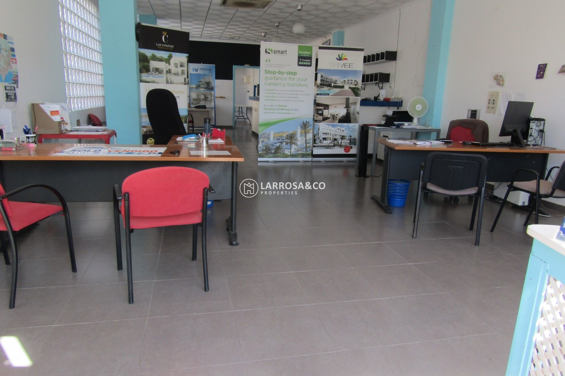 Resale - Commercial space - Cabo Roig