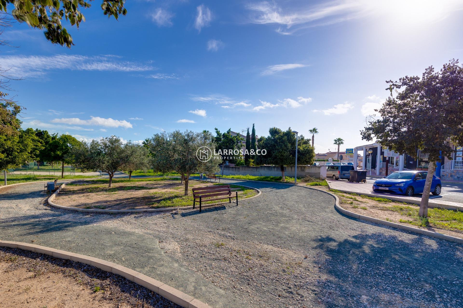 Resale - Commercial space - Ciudad Quesada - DOÑA PEPA