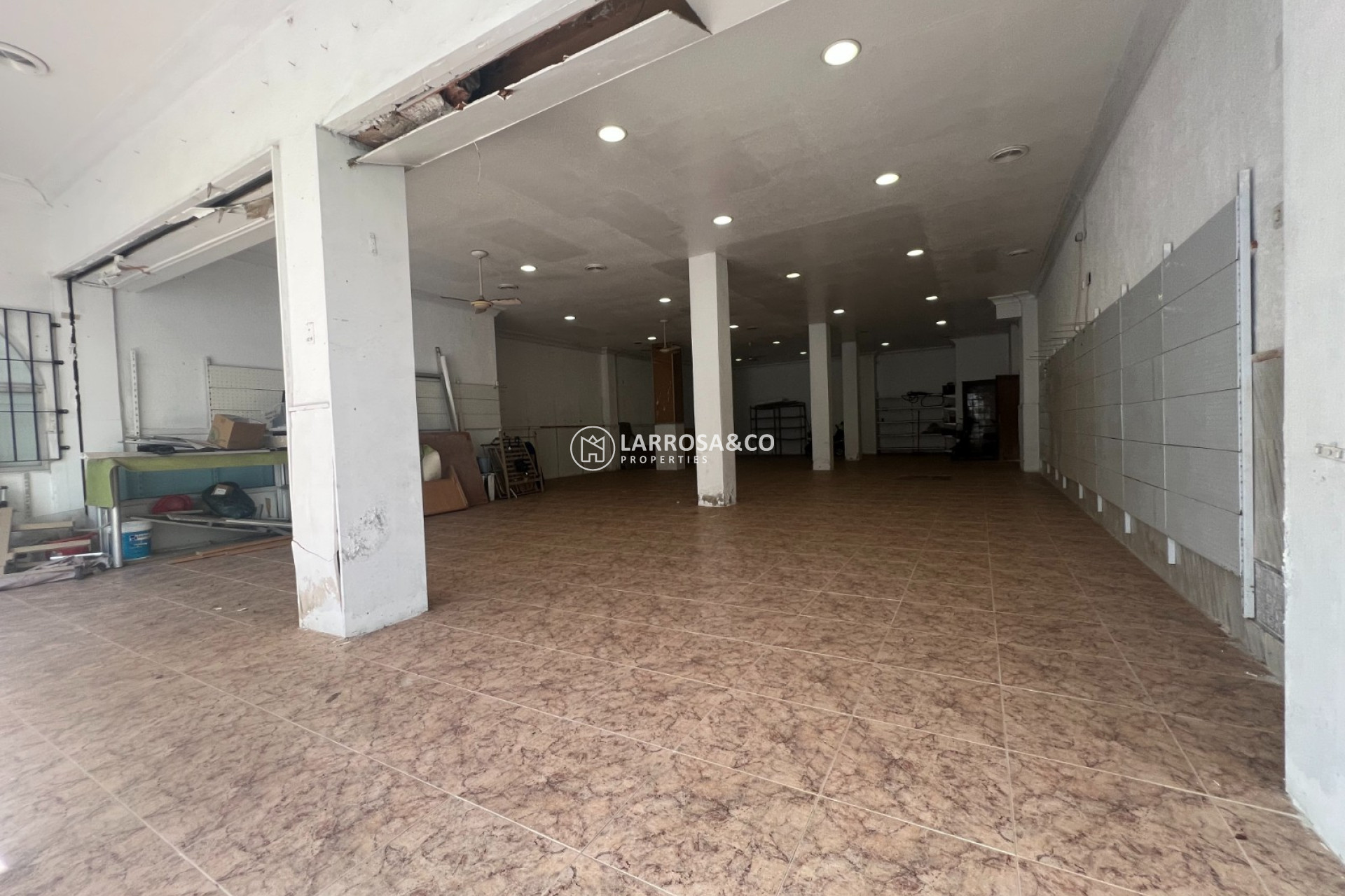 Resale - Commercial space - Guardamar del Segura - Cervantes