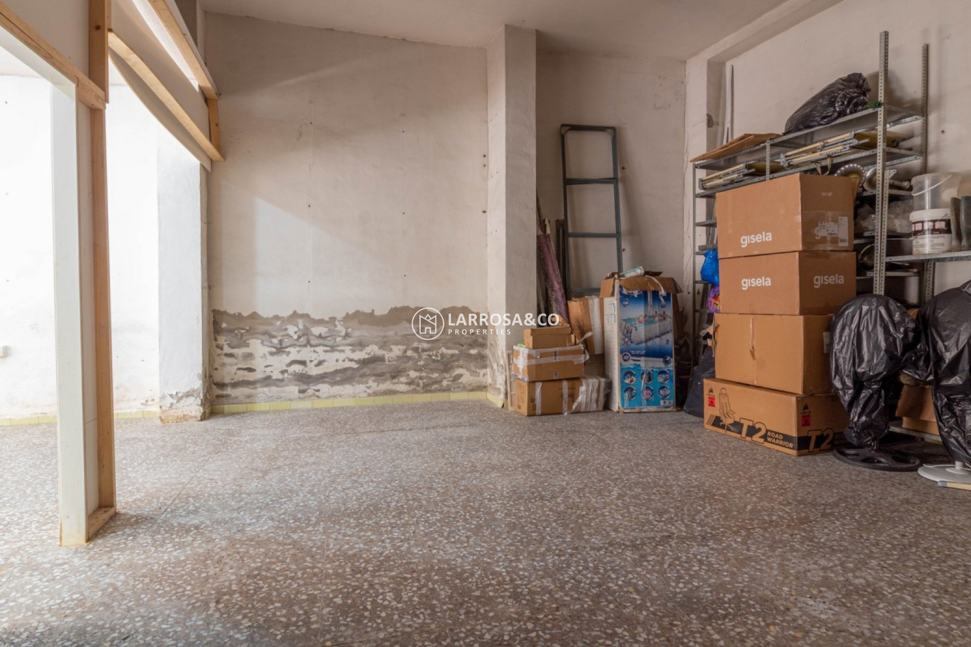 Resale - Commercial space - Orihuela - Zona Centro