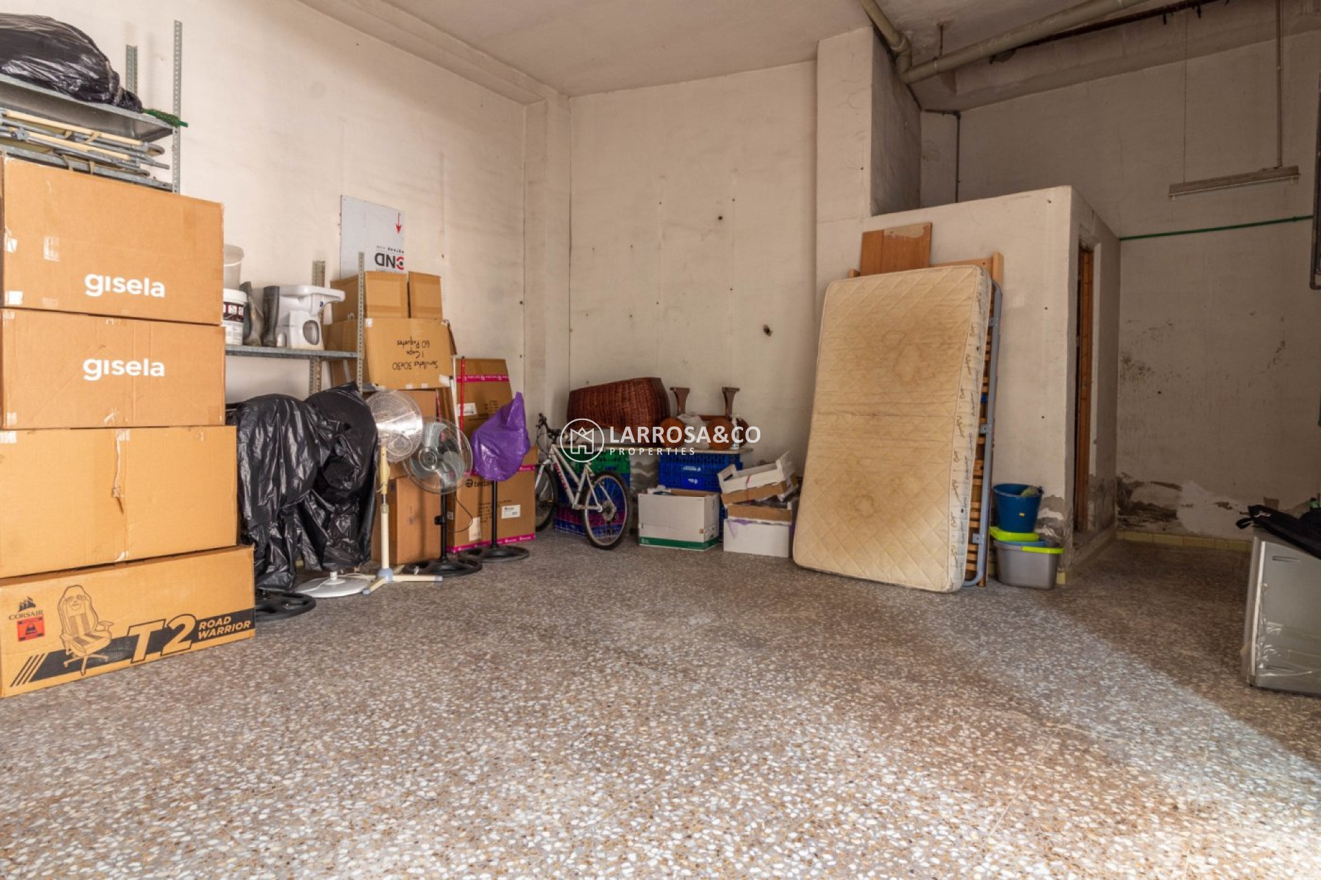 Resale - Commercial space - Orihuela - Zona Centro