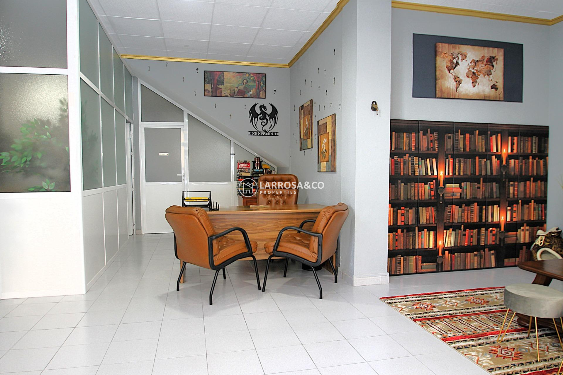 Resale - Commercial space - Torrevieja - Las Piscinas Naturales