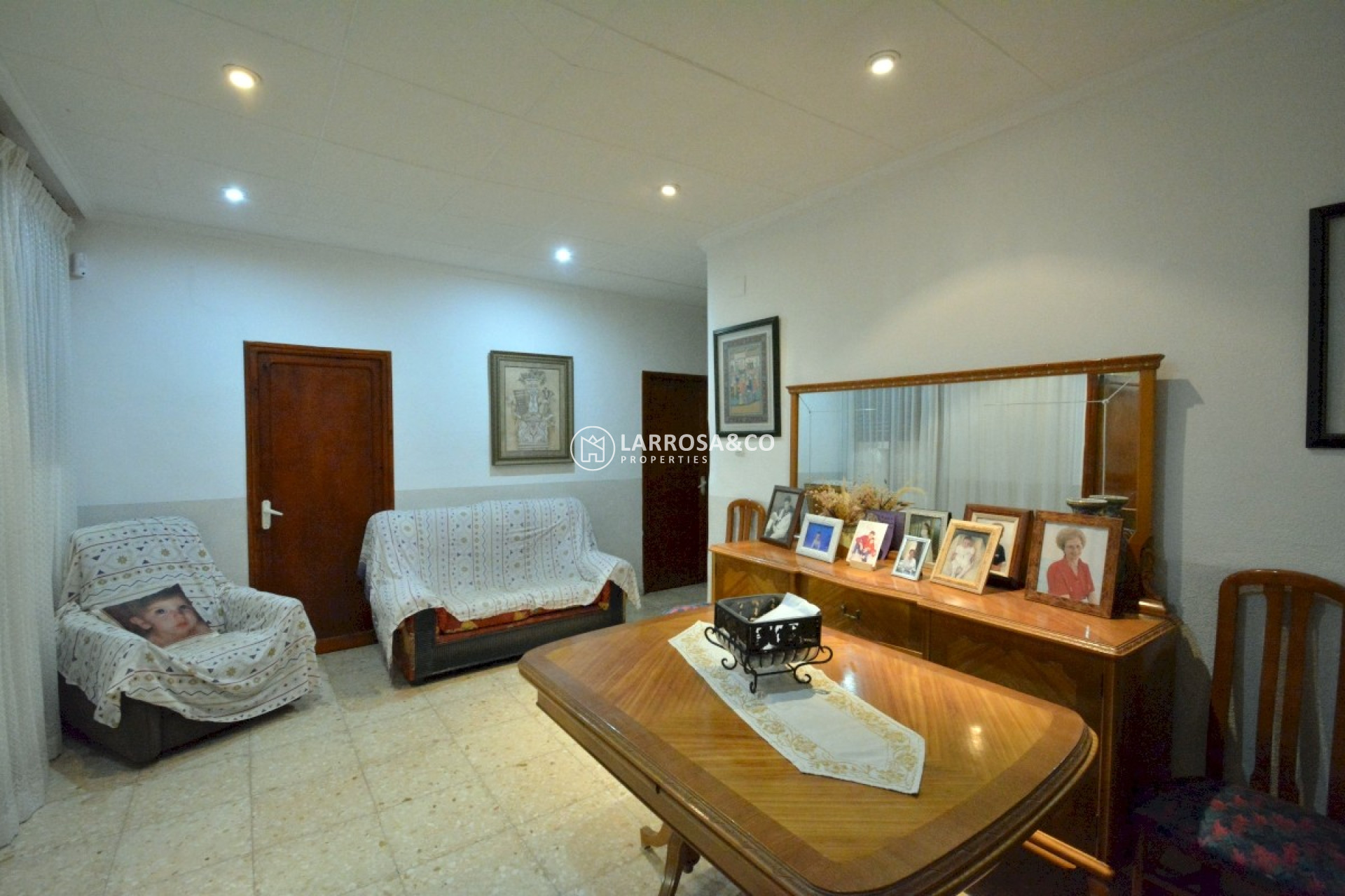 Resale - Country house - Almoradí