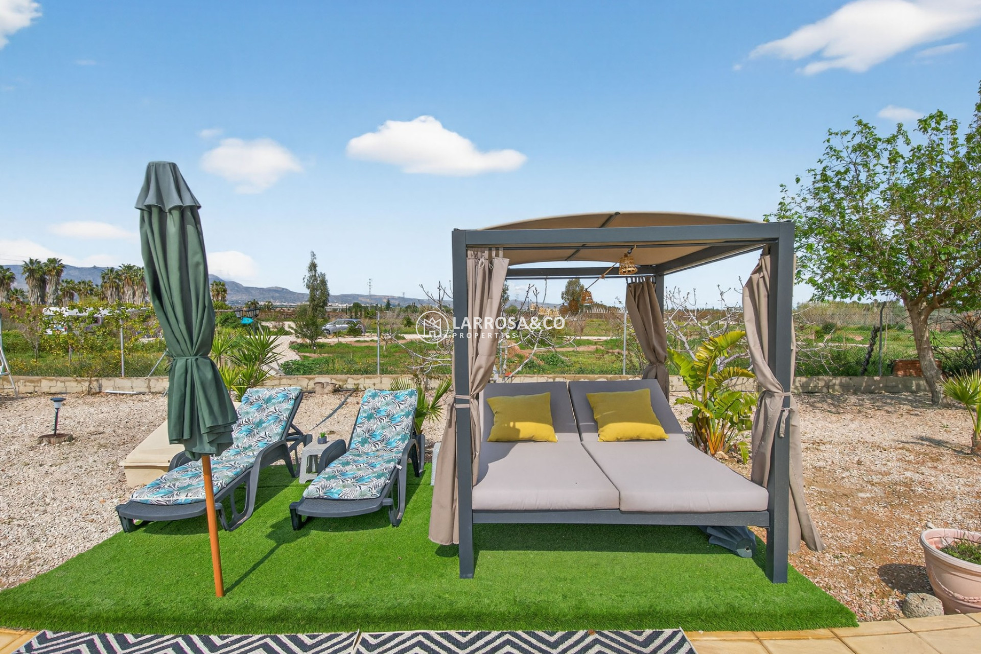 Resale - Country house - Crevillente