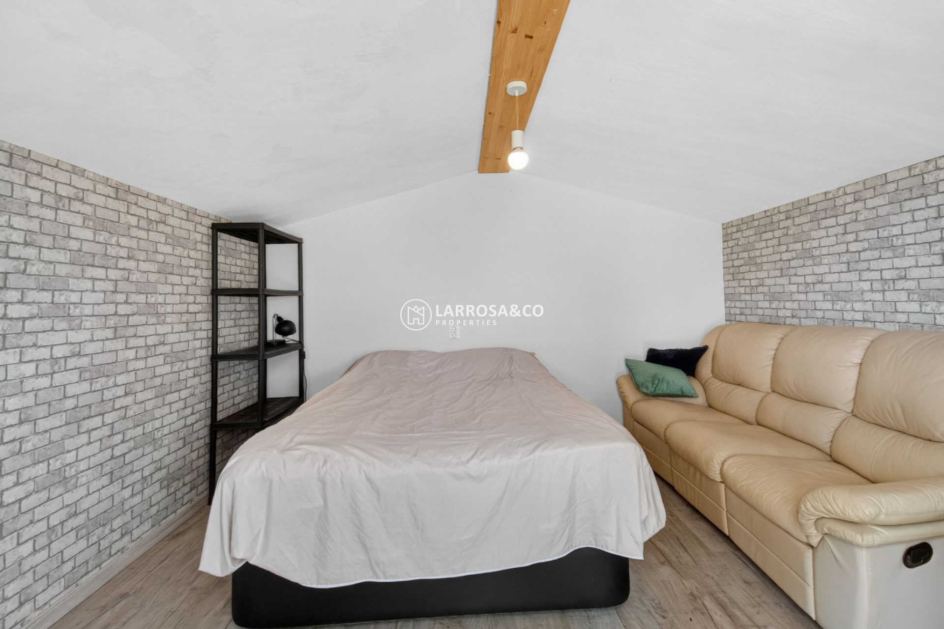 Resale - Country house - Crevillente