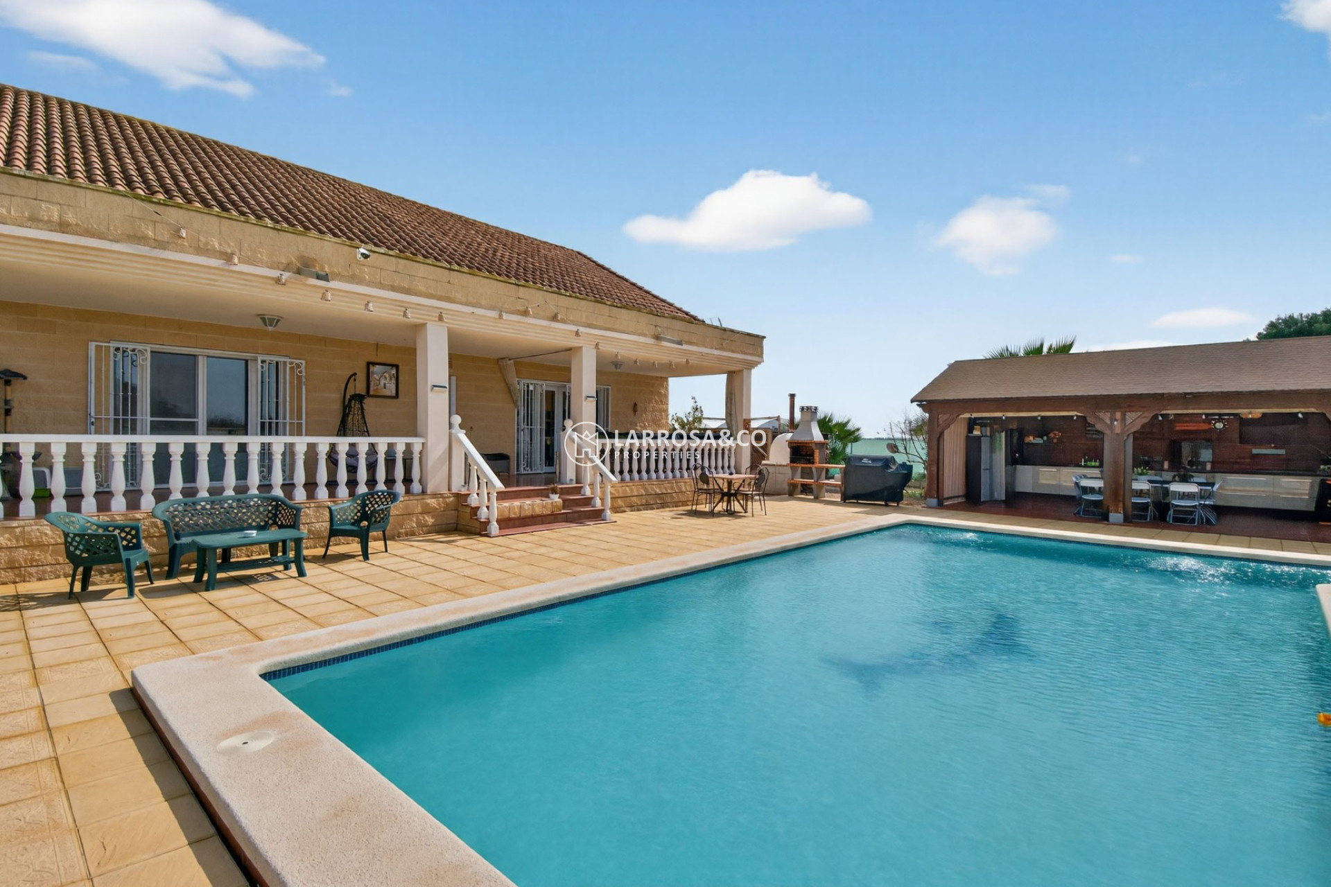 Resale - Country house - Crevillente