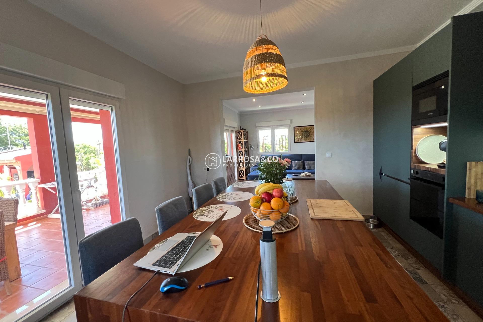 Resale - Country house - Dolores - Comunidad valenciana