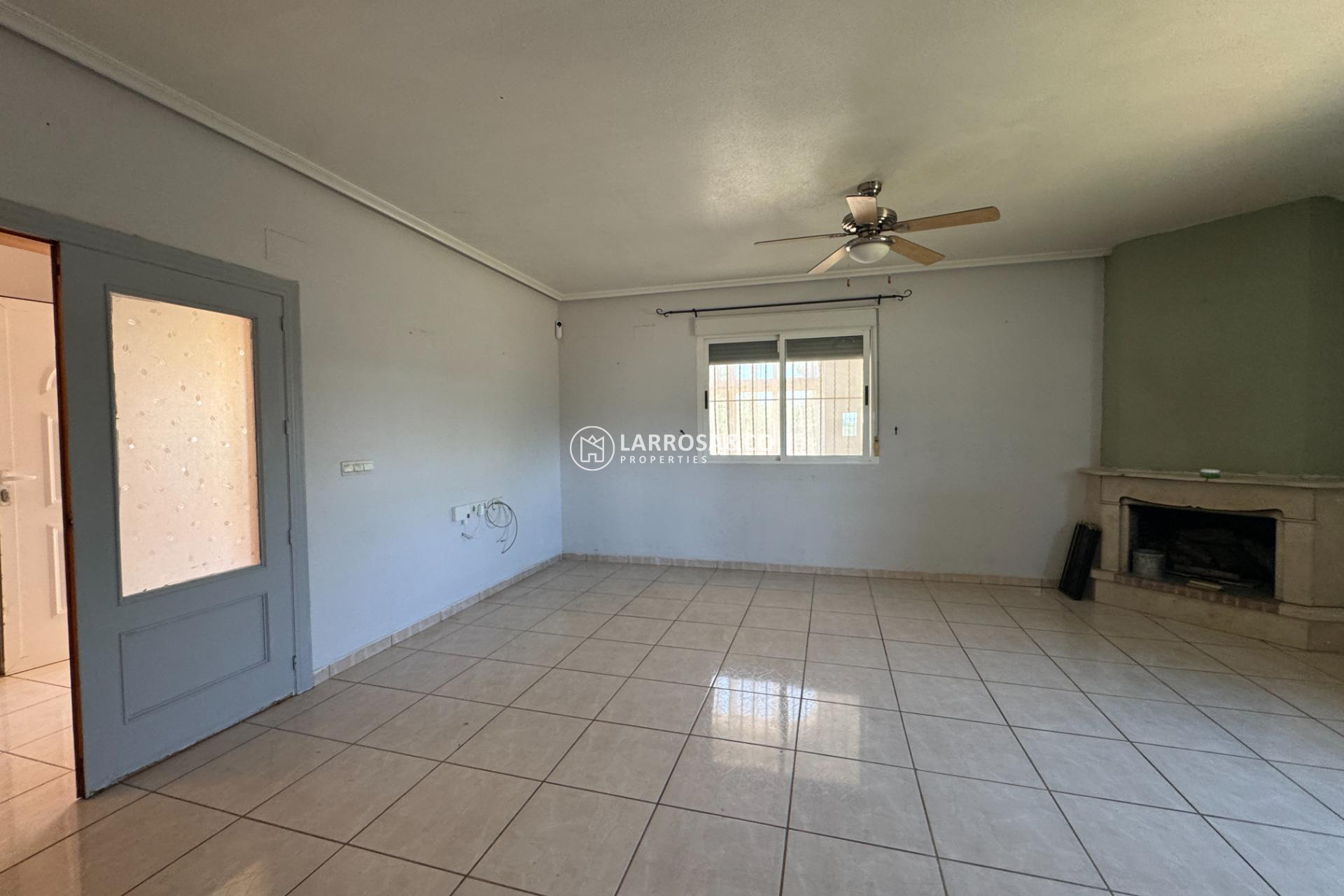 Resale - Country house - Dolores - Comunidad valenciana