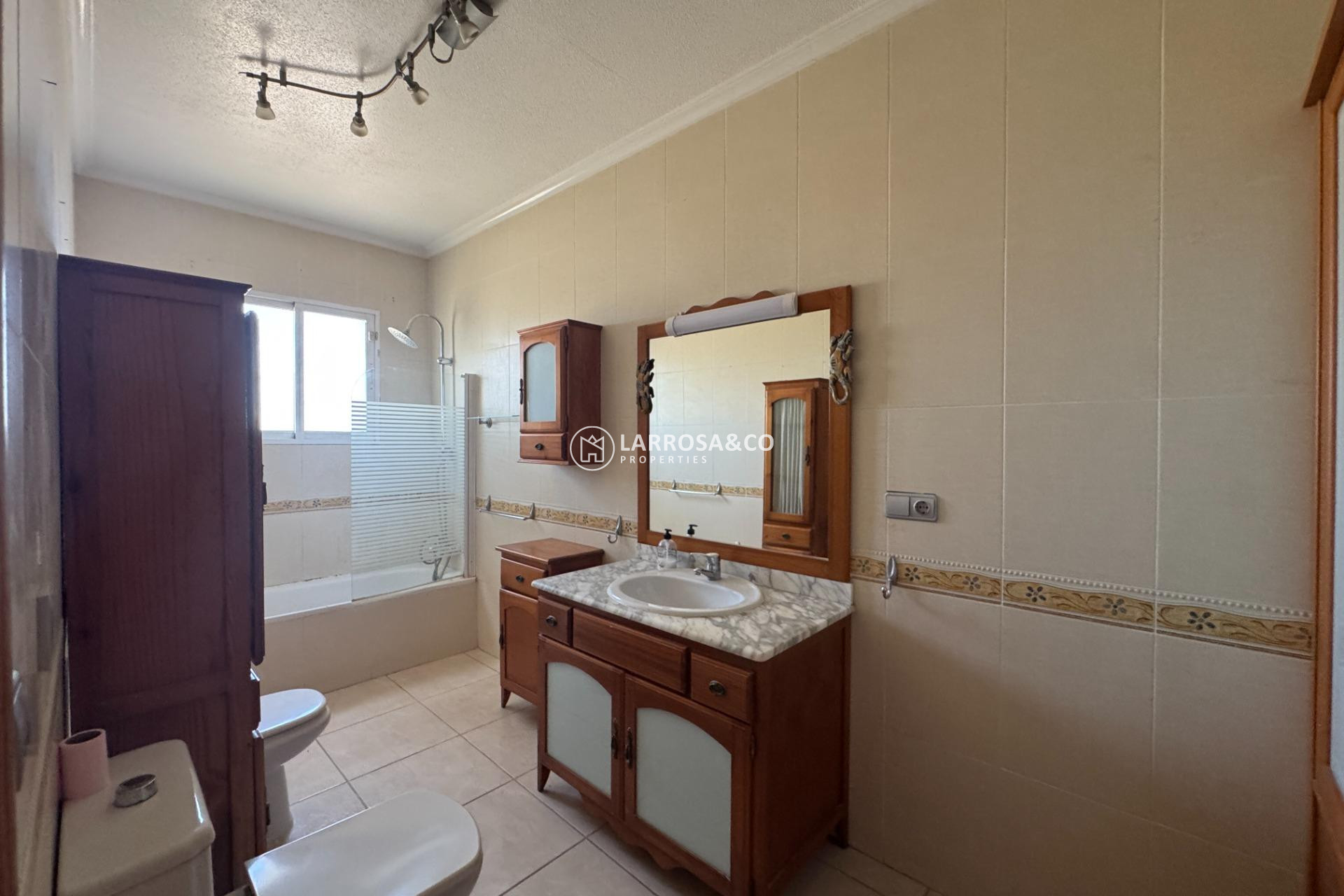 Resale - Country house - Dolores - Comunidad valenciana