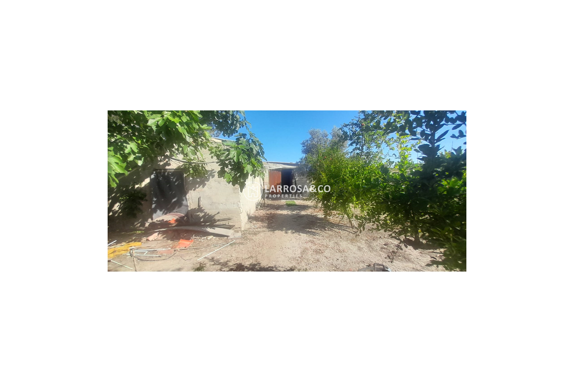 Resale - Country house - Dolores