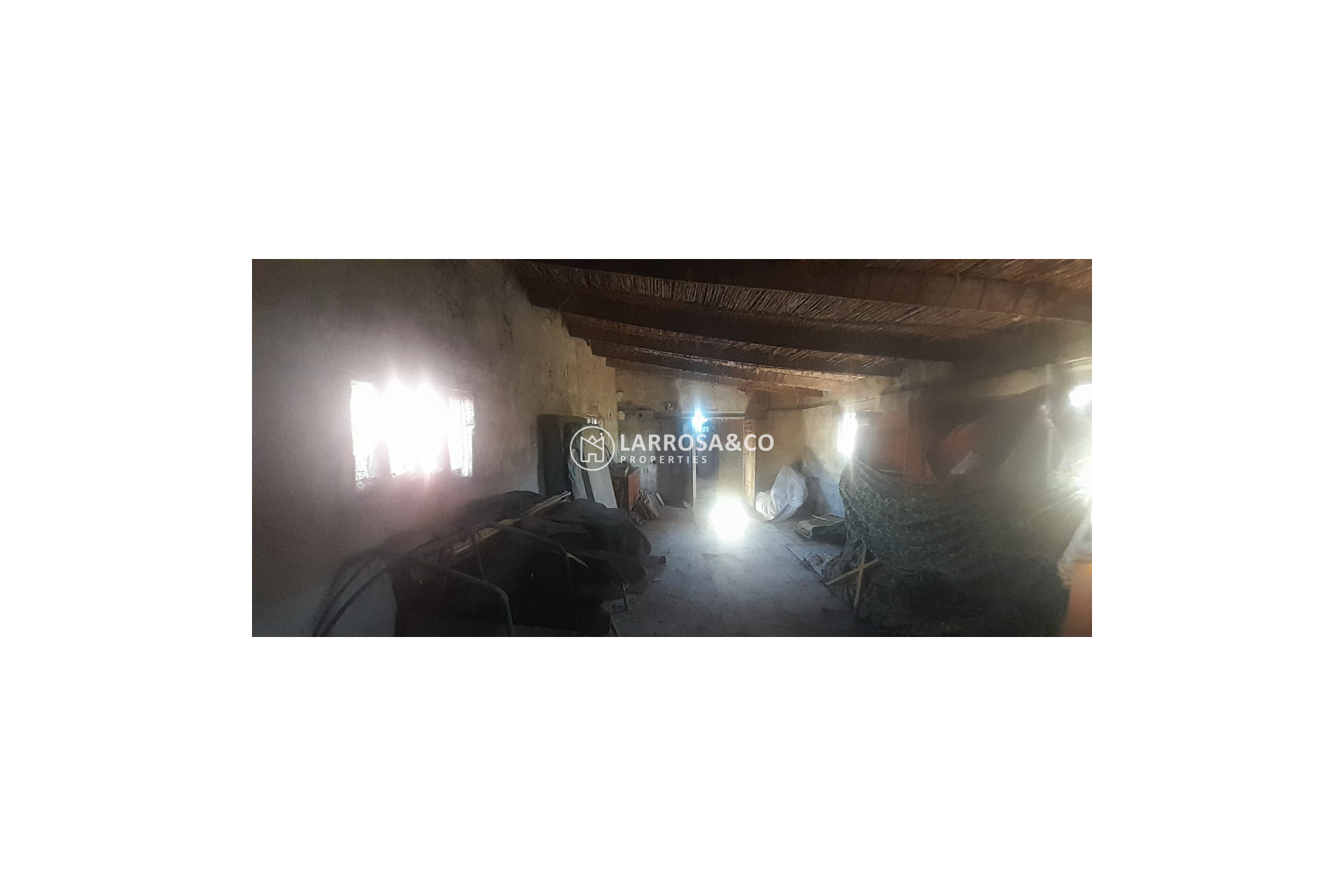 Resale - Country house - Dolores