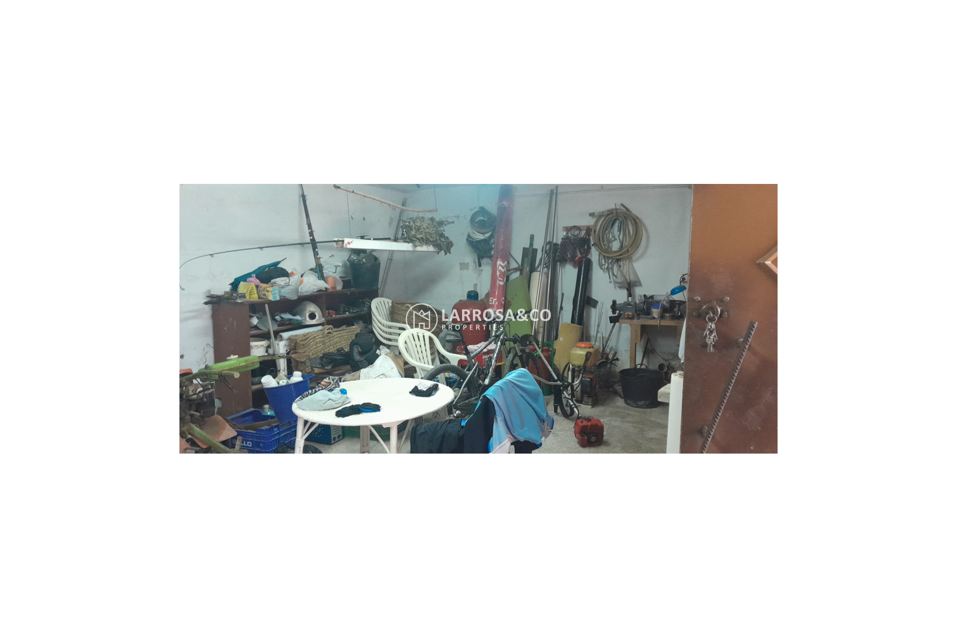 Resale - Country house - Dolores