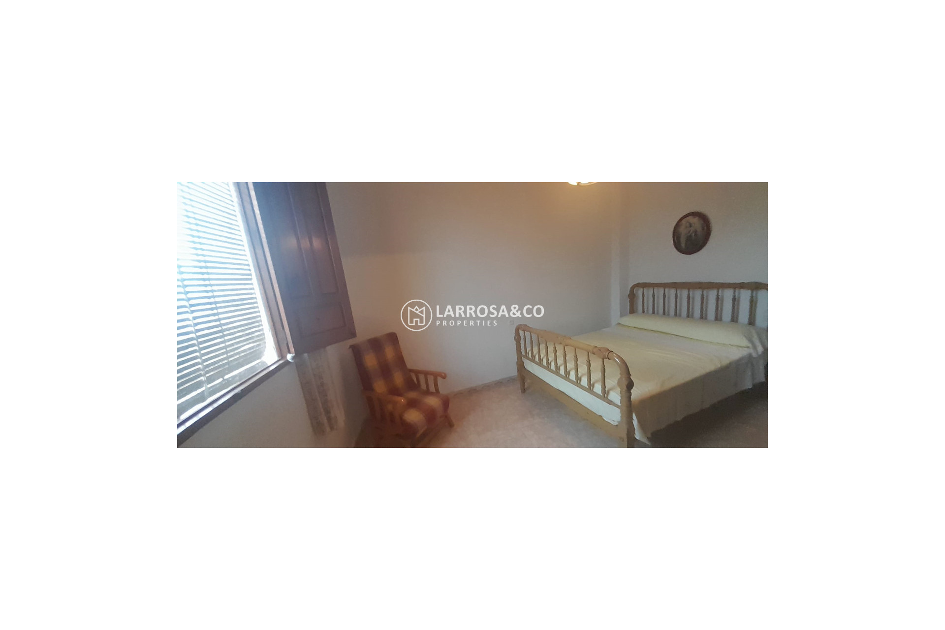 Resale - Country house - Dolores