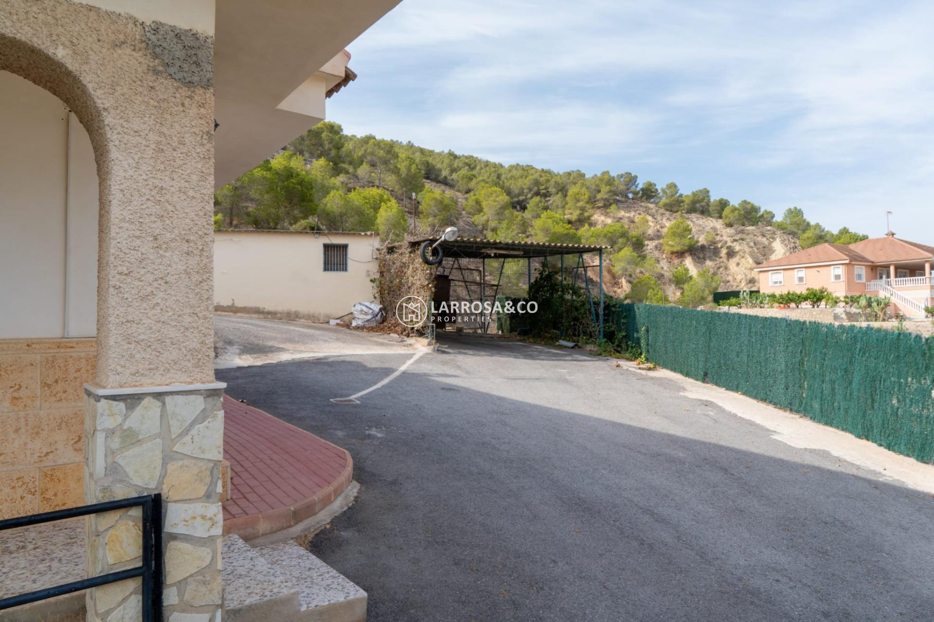 Resale - Country house - Orihuela - Arneva