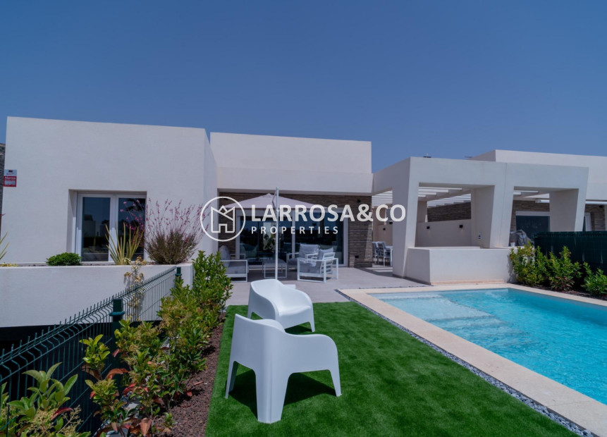 Resale - Detached House/Villa - Algorfa - La Finca Golf Resort