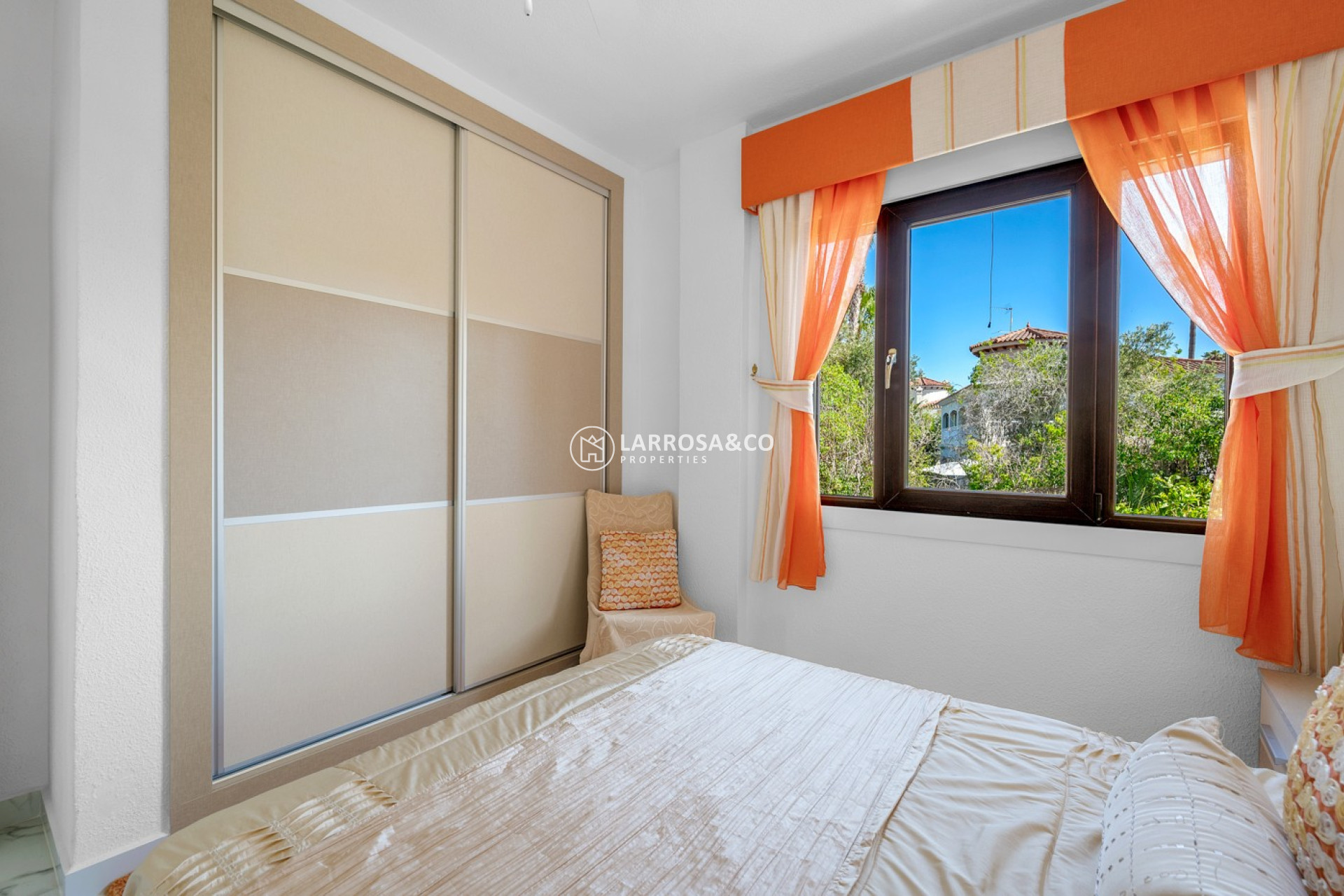 Resale - Detached House/Villa - Almoradí - Inland