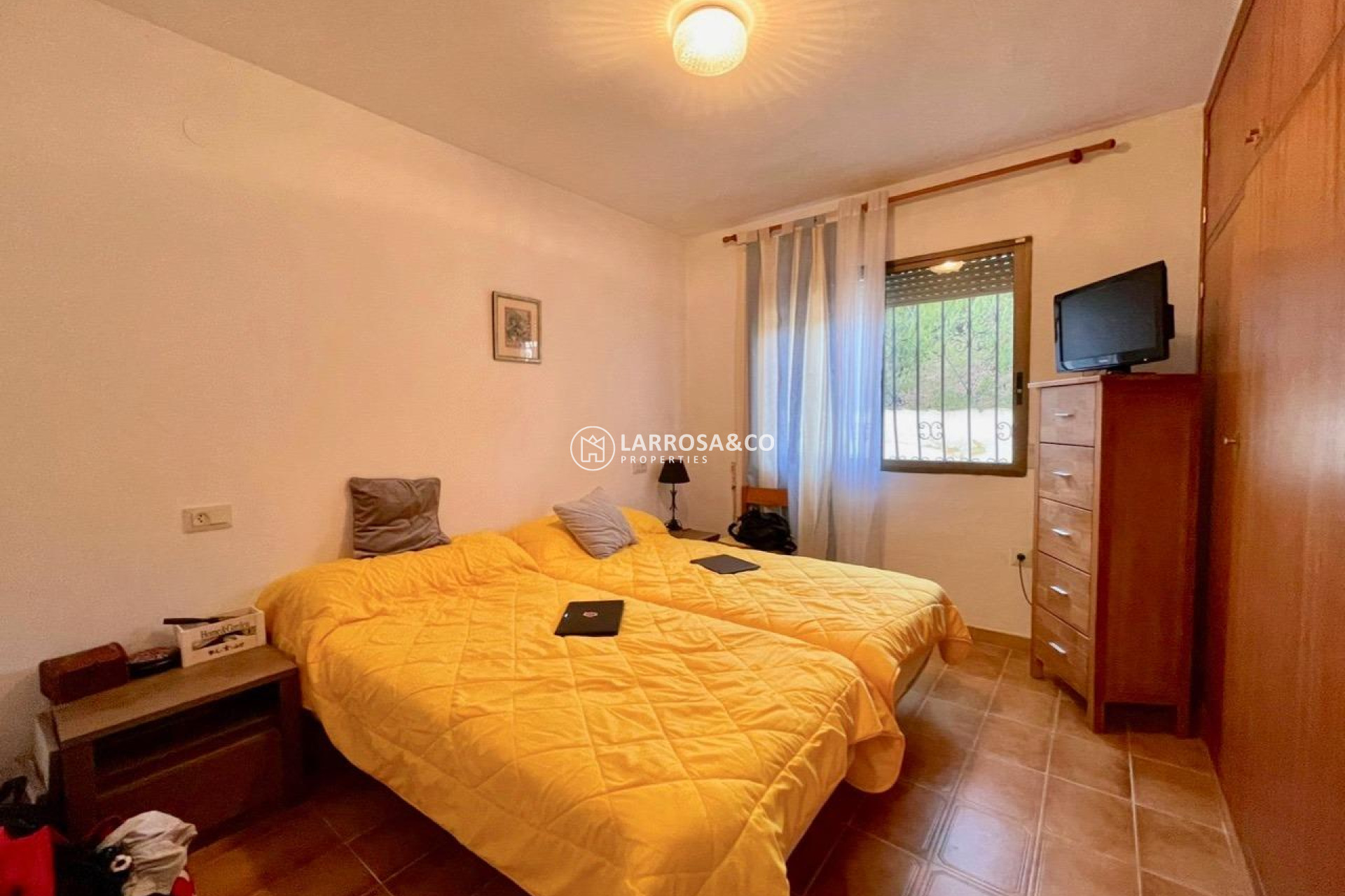 Resale - Detached House/Villa - Benidorm - Urbanizaciones