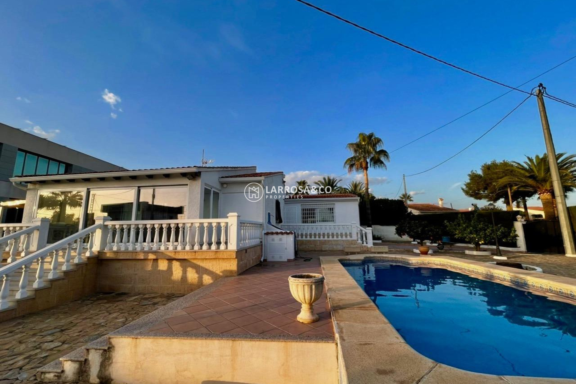 Resale - Detached House/Villa - Benidorm - Urbanizaciones