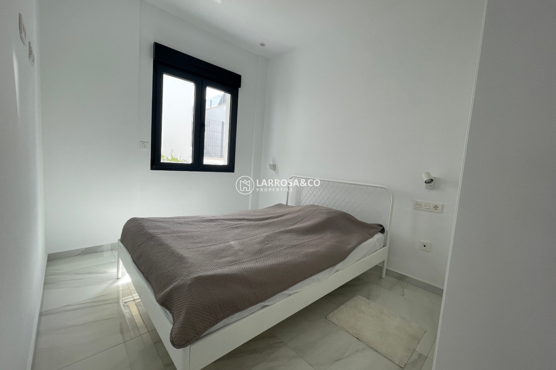 Resale - Detached House/Villa - Benijofar - Costa Blanca