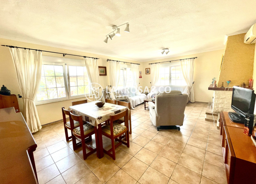 Resale - Detached House/Villa - Benijofar - Costa Blanca