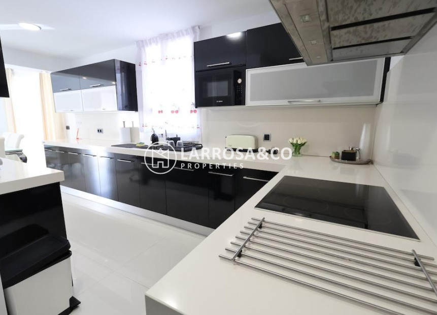 Resale - Detached House/Villa - Cabo Roig - Costa blanca