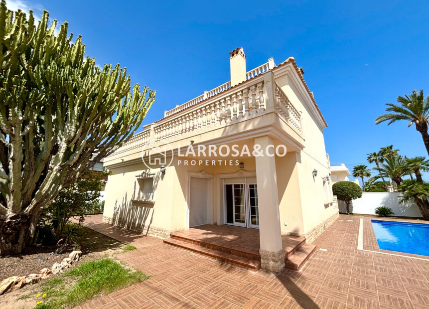 Resale - Detached House/Villa - Cabo Roig - Costa blanca