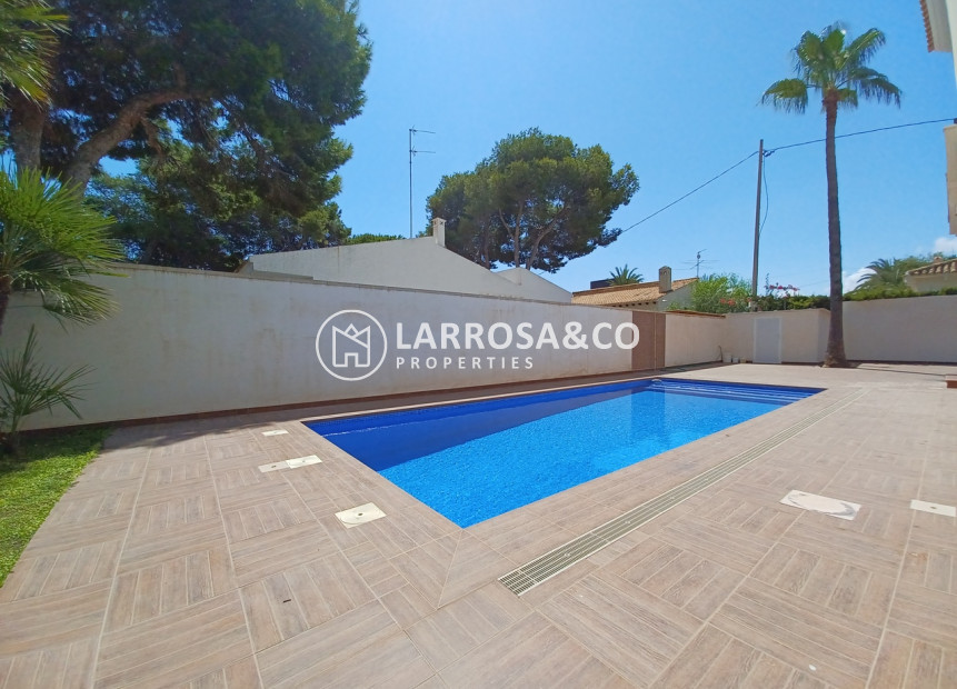 Resale - Detached House/Villa - Cabo Roig - Costa blanca