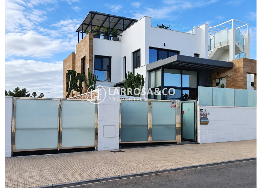 Resale - Detached House/Villa - Cabo Roig - Costa blanca