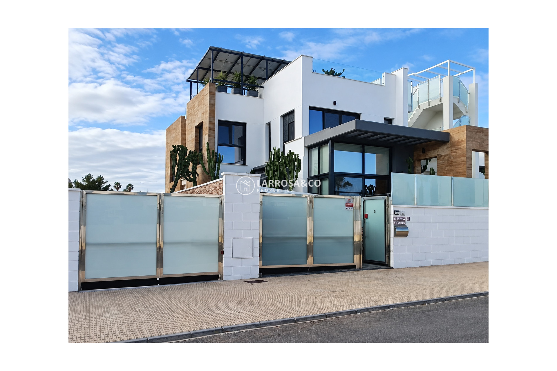Resale - Detached House/Villa - Cabo Roig - Costa blanca