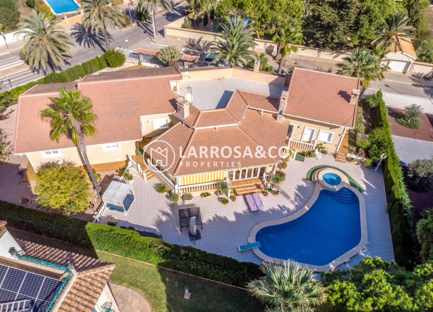 Resale - Detached House/Villa - Cabo Roig - MUY CERCA DE LA PLAYA