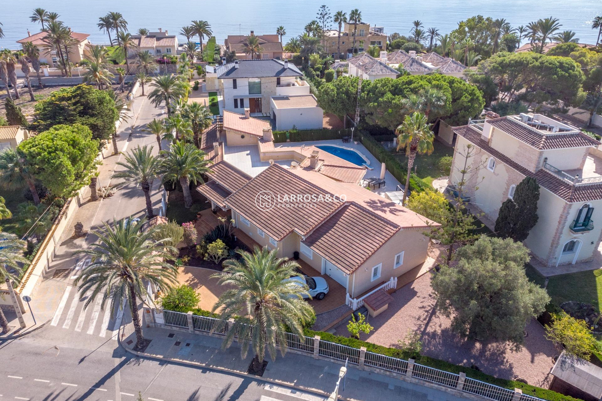 Resale - Detached House/Villa - Cabo Roig - MUY CERCA DE LA PLAYA