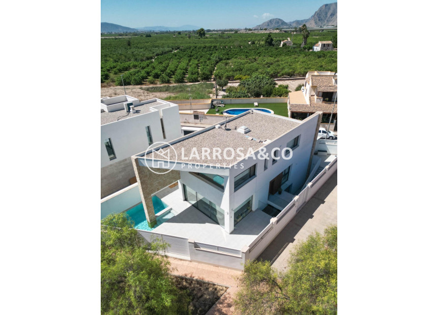 Resale - Detached House/Villa - Callosa de Segura - JUNTO CAMPO DE FUTBOL