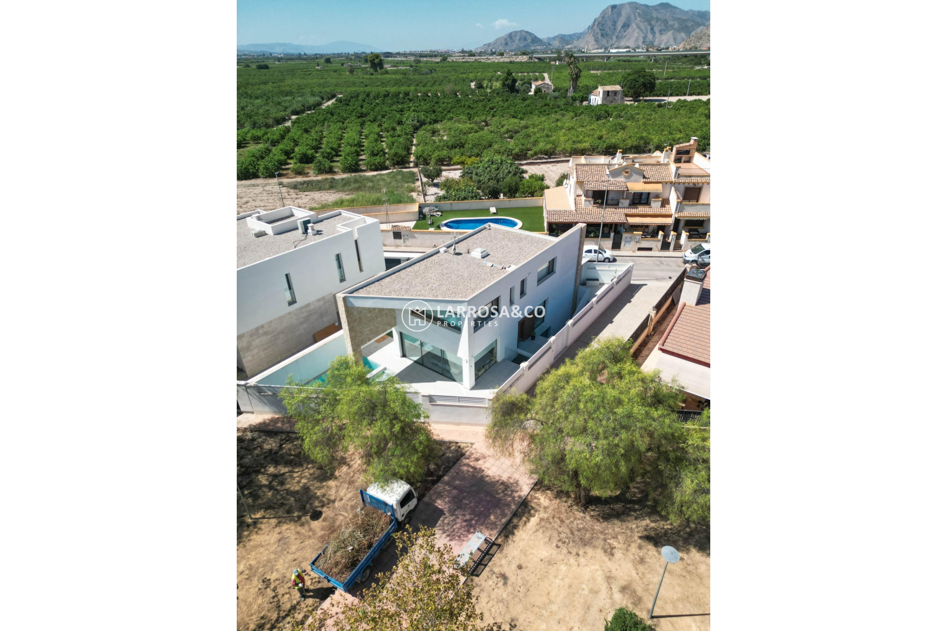 Resale - Detached House/Villa - Callosa de Segura - JUNTO CAMPO DE FUTBOL