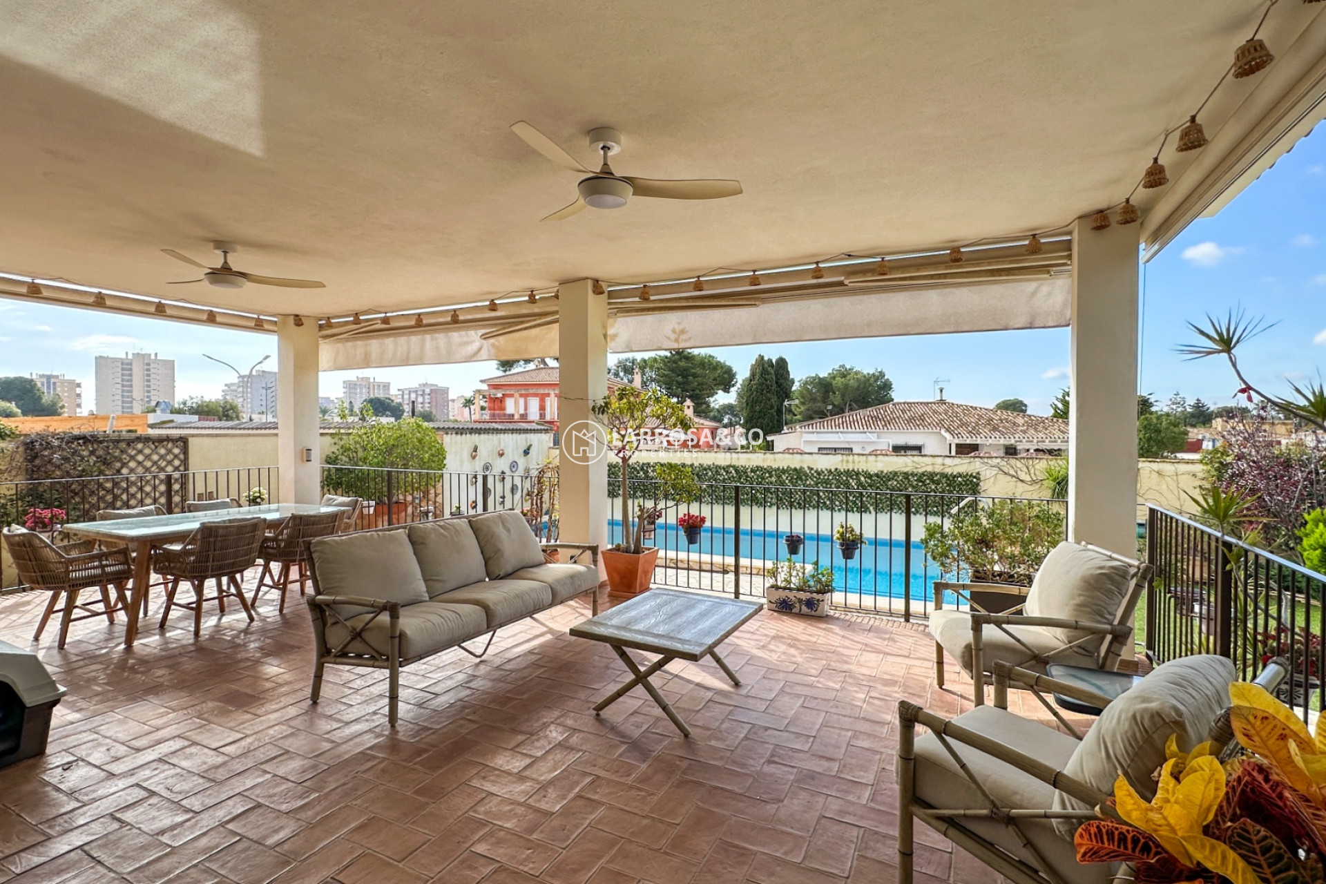 Resale - Detached House/Villa - Campoamor - Costa Blanca