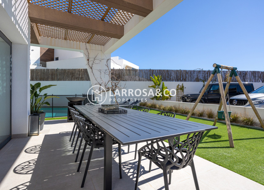 Resale - Detached House/Villa - Ciudad Quesada - center
