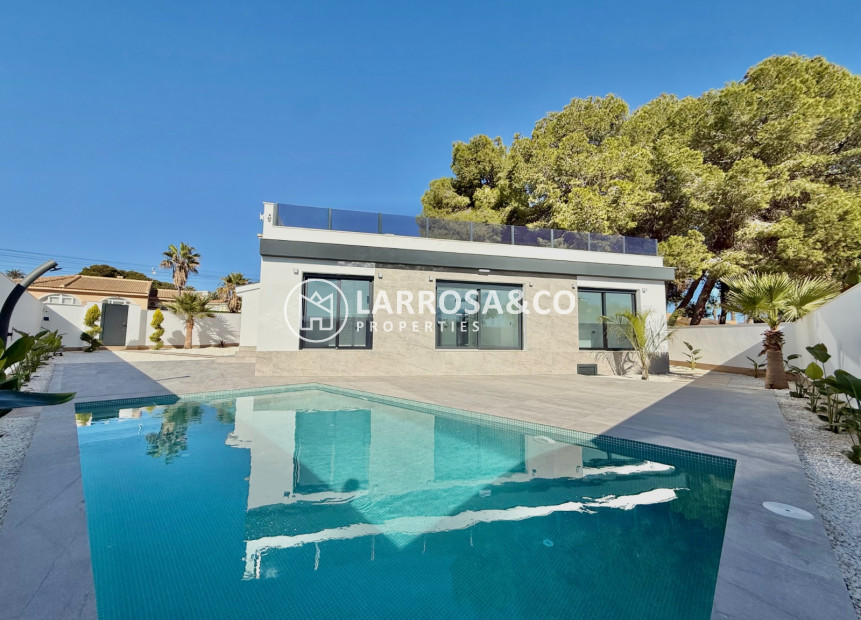 Resale - Detached House/Villa - Ciudad Quesada